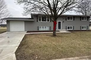 110 Hickory Ln, Morris, IL 60450 - Photo 42