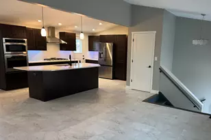 110 Hickory Ln, Morris, IL 60450 - Photo 6