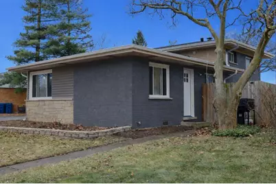 450 E Park Avenue, Elmhurst, IL 60126 - Photo 2