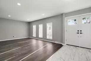 3518 S Manor Dr, Lansing, IL 60438 - Photo 4