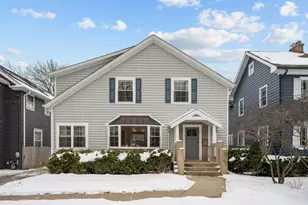 124 Linden Ave, Glencoe, IL 60022 - Photo 1