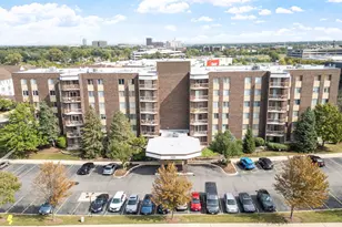 2201 S Grace St, Lombard, IL 60148 - Photo 30