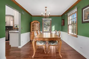 1203 Redfield Rd, Naperville, IL 60563 - Photo 6