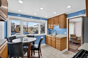 5321 N McVicker Ave, Chicago, IL 60630 - Photo 6