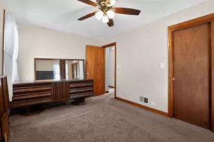 5321 N McVicker Ave, Chicago, IL 60630 - Photo 12