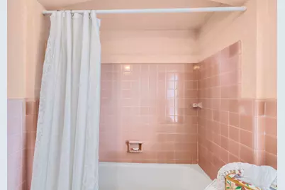 8527 Keystone Avenue, Skokie, IL 60076 - Photo 16