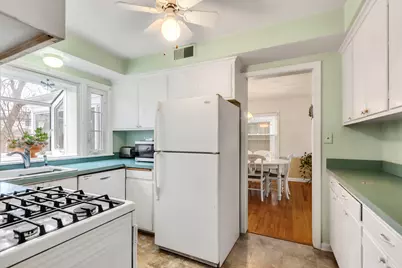 8527 Keystone Avenue, Skokie, IL 60076 - Photo 10