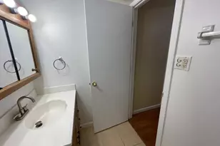 3235 S Manor Dr, Lansing, IL 60438 - Photo 14