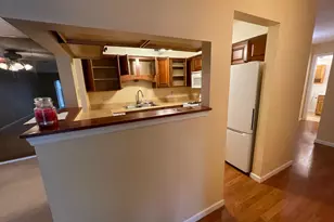 3235 S Manor Dr, Lansing, IL 60438 - Photo 10