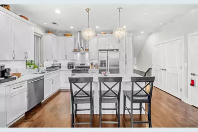 3215 N Elston Avenue #1N, Chicago, IL 60618 - Photo 2