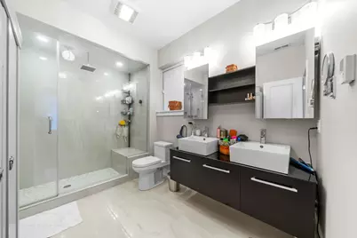 3215 N Elston Avenue #1N, Chicago, IL 60618 - Photo 14