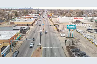 7036 Cermak Road, Berwyn, IL 60402 - Photo 4