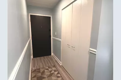 210 E Fountainview Lane #1A, Lombard, IL 60148 - Photo 2