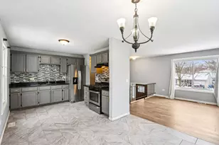 1845 Walden Cir, Aurora, IL 60506 - Photo 4