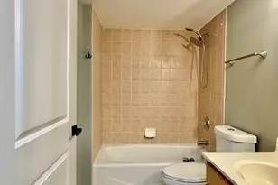 6950 Heritage Cir, Orland Park, IL 60462 - Photo 14