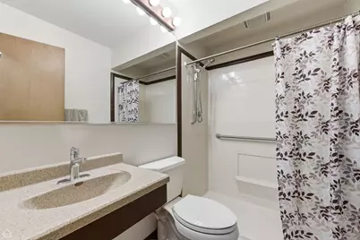 110 Westmere Road, Des Plaines, IL 60016 - Photo 6