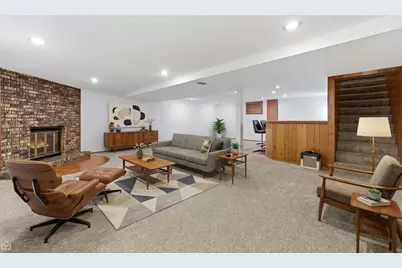 110 Westmere Road, Des Plaines, IL 60016 - Photo 10