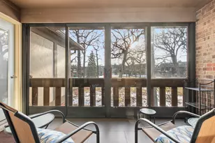 7761 W Foresthill Ln, Palos Heights, IL 60463 - Photo 4