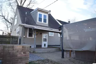 2119 Jefferson St, Quincy, IL 62301 - Photo 4