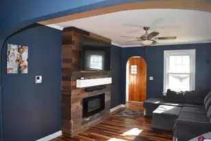 2119 Jefferson St, Quincy, IL 62301 - Photo 10