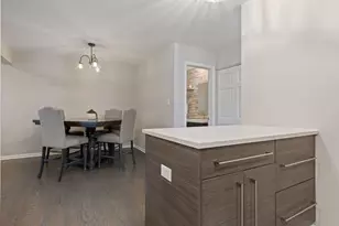 39 Sorrento Dr, Palos Heights, IL 60463 - Photo 6