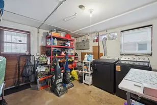 1011 S 13th Ave, Maywood, IL 60153 - Photo 16