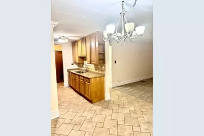 300 S Roselle Road #207, Schaumburg, IL 60193 - Photo 8