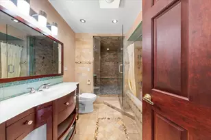 [Address not provided], Northbrook, IL 60062 - Photo 12