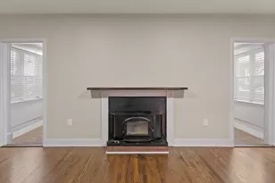 412 W 9th St, Sterling, IL 61081 - Photo 12