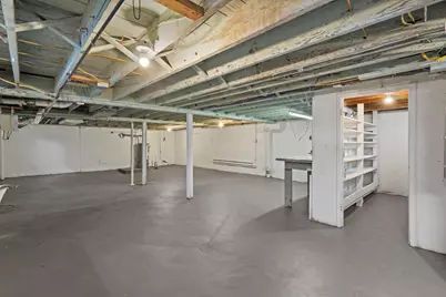 412 W 9th Street, Sterling, IL 61081 - Photo 32