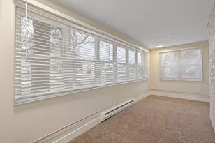 412 W 9th St, Sterling, IL 61081 - Photo 14