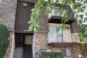 1751 Felten Rd, Aurora, IL 60505 - Photo 2