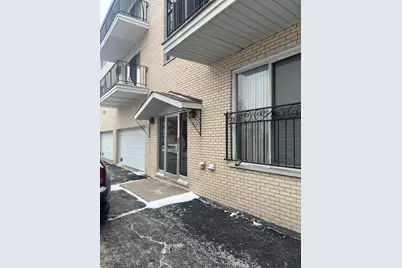 5825 W 103rd Street #3SE, Oak Lawn, IL 60453 - Photo 8