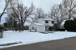 1112 Laurel Ave, Deerfield, IL 60015 - Photo 4