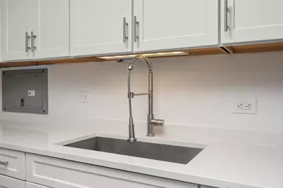 555 W Cornelia Avenue #1401, Chicago, IL 60657 - Photo 16