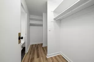 555 W Cornelia Ave, Chicago, IL 60657 - Photo 22