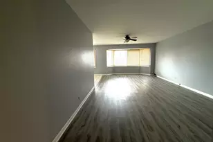 3108 Roberts Dr, Woodridge, IL 60517 - Photo 4