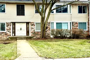 3108 Roberts Dr, Woodridge, IL 60517 - Photo 1