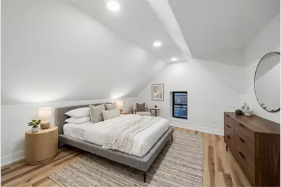 1040 W 34th Place, Chicago, IL 60608 - Photo 18