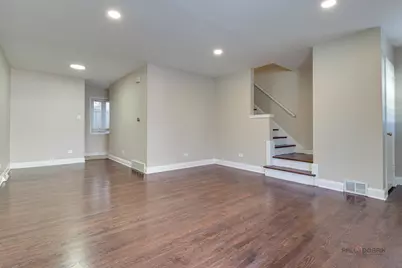 6256 N Cicero Avenue, Chicago, IL 60646 - Photo 8