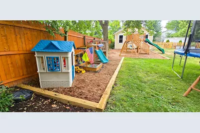 371 S Madison Street, Oswego, IL 60543 - Photo 28