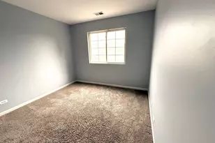 2279 Reflections Dr, Aurora, IL 60502 - Photo 16