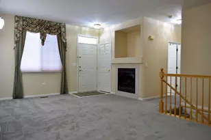 1126 N Oakwood Dr, Fox Lake, IL 60020 - Photo 4