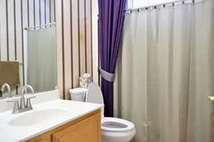 1126 N Oakwood Dr, Fox Lake, IL 60020 - Photo 20