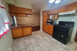 450 E Mulberry Ct, Glenwood, IL 60425 - Photo 4