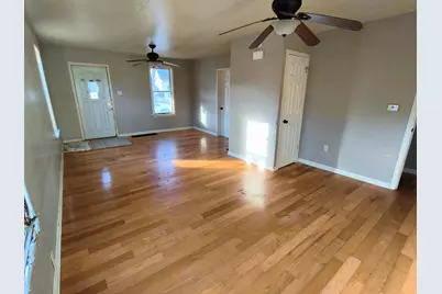 425 Sylvan Avenue, Grand Ridge, IL 61325 - Photo 2