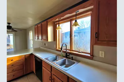 425 Sylvan Avenue, Grand Ridge, IL 61325 - Photo 6