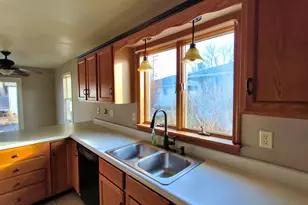 425 Sylvan Ave, Grand Ridge, IL 61325 - Photo 6