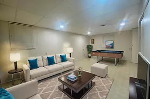 30 Wildwood Dr, Roselle, IL 60172 - Photo 16