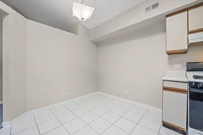 1630 W Pheasant Trail Drive #2, Arlington Heights, IL 60004 - Photo 12